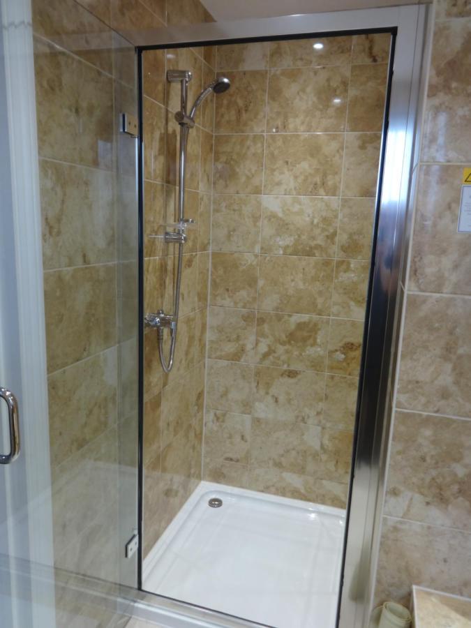 Autumn House Hotel CBG Екстериор снимка